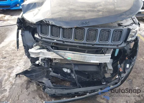 2021 Jeep Compass Altitude 4X4 from USA, damaged, VIN 3C4NJDBB6MT525498